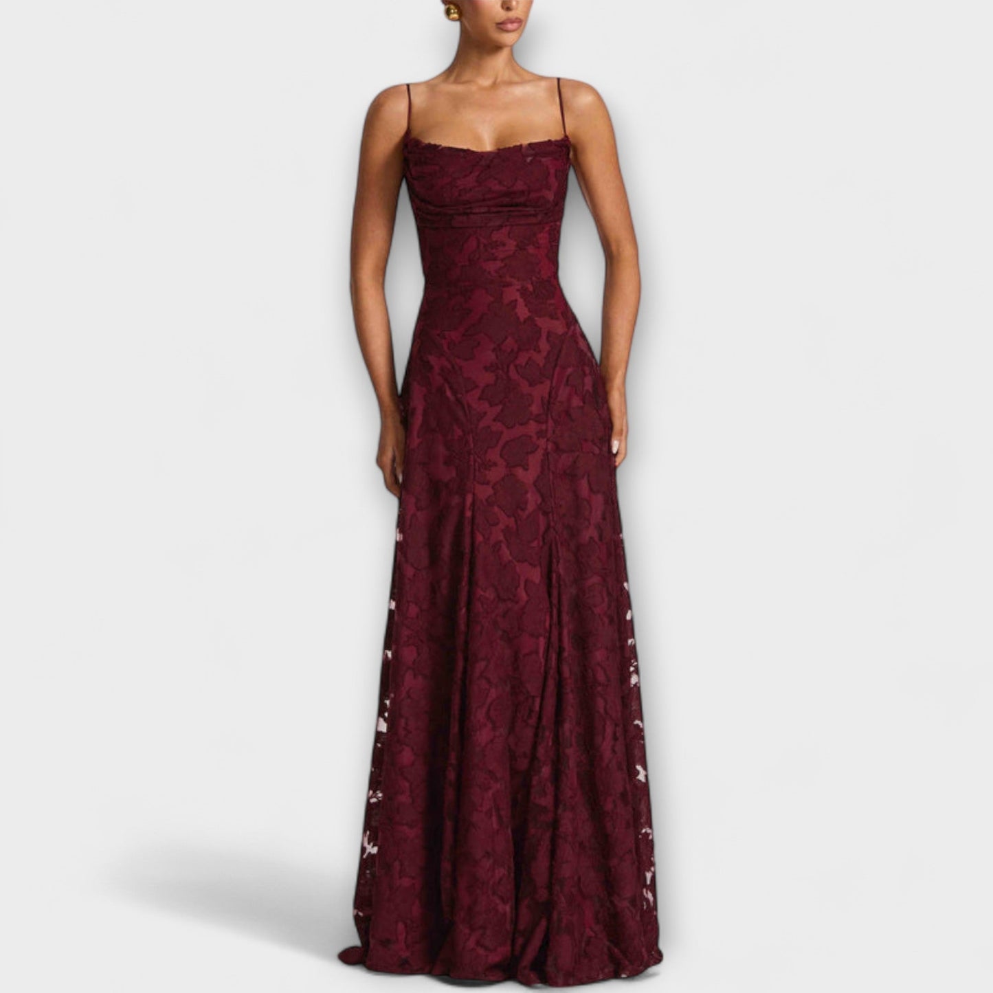 Kairi - Schickes Floral-Spitzen-Maxikleid mit Spaghettiträgern