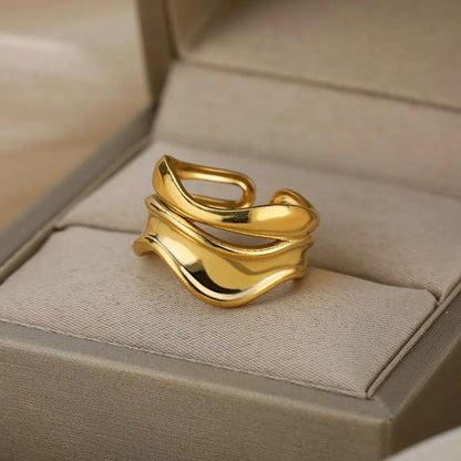 Anne Ring
