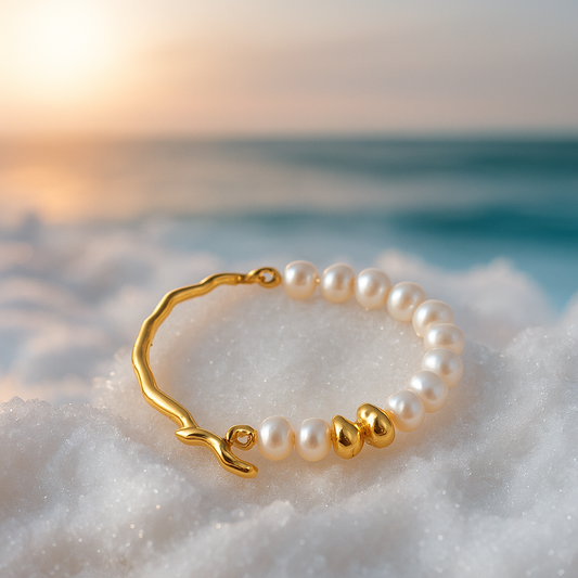 Alana | Elegantes Goldenes Armband mit Perlen