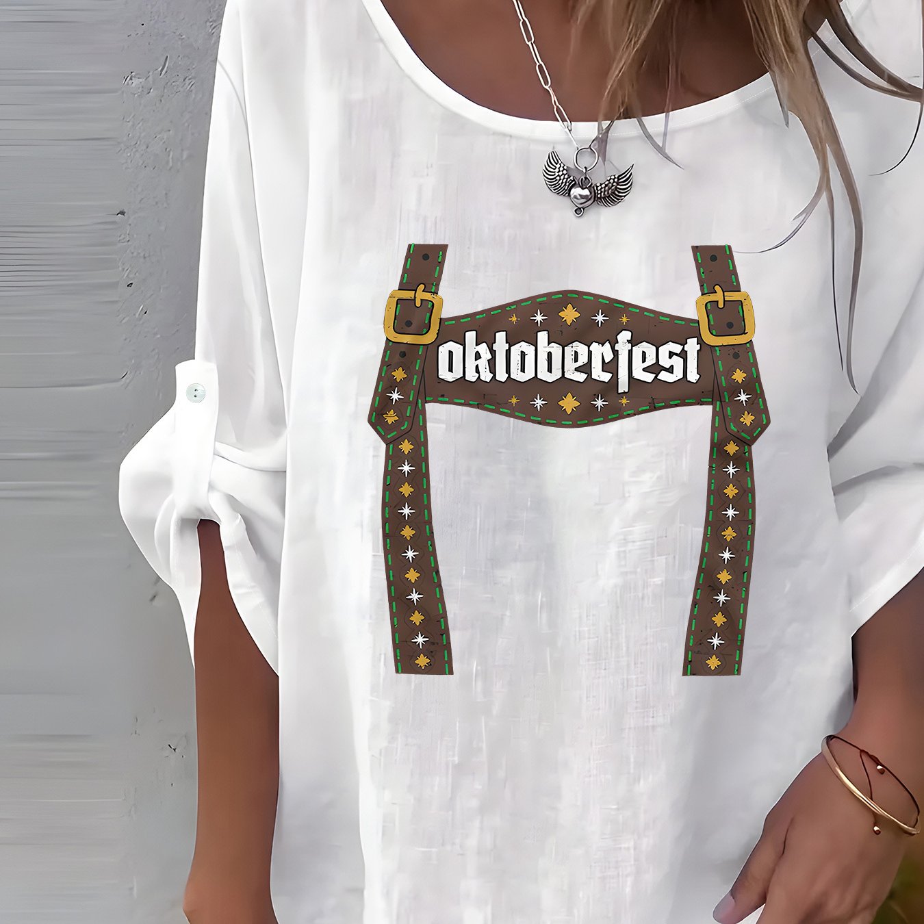 Oktoberfest Blouse „Bavarian Style“ – met Lederhosen-print