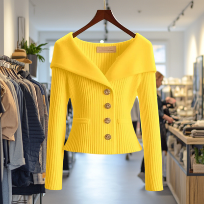 KARLA I LUXURIÖSE STRICKJACKE