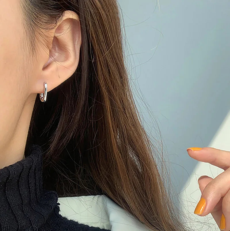 SELENE U-FÖRMIGE OHRSTECKER