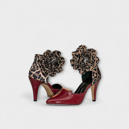 Lydia - Farblich abgesetzte Stiletto-Heels mit spitzer Zehenpartie