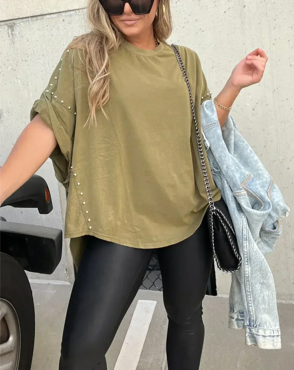Bella™ | Oversized T-Shirt Mit Statement-Details